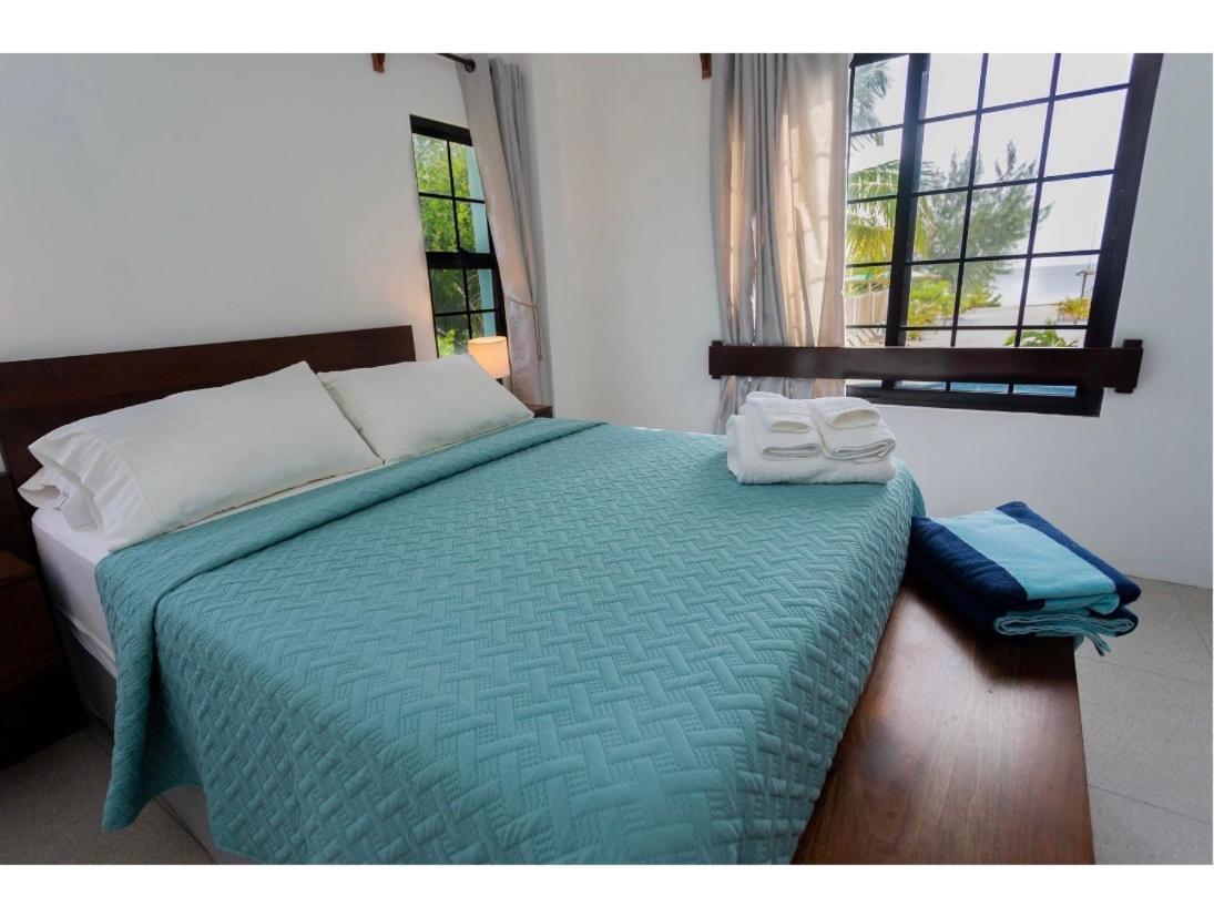 Aparthotel Bay Towers Caye Caulker Exterior foto