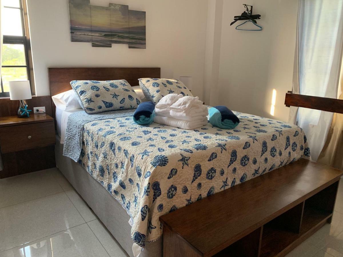 Aparthotel Bay Towers Caye Caulker Exterior foto
